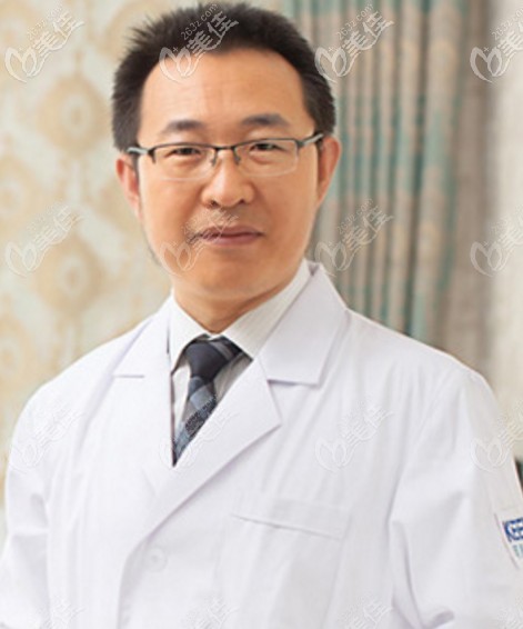 潍坊可恩口腔医院院长——亓庆国博士