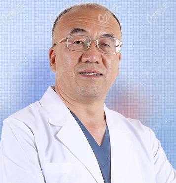 西安画美口腔李永峰医生